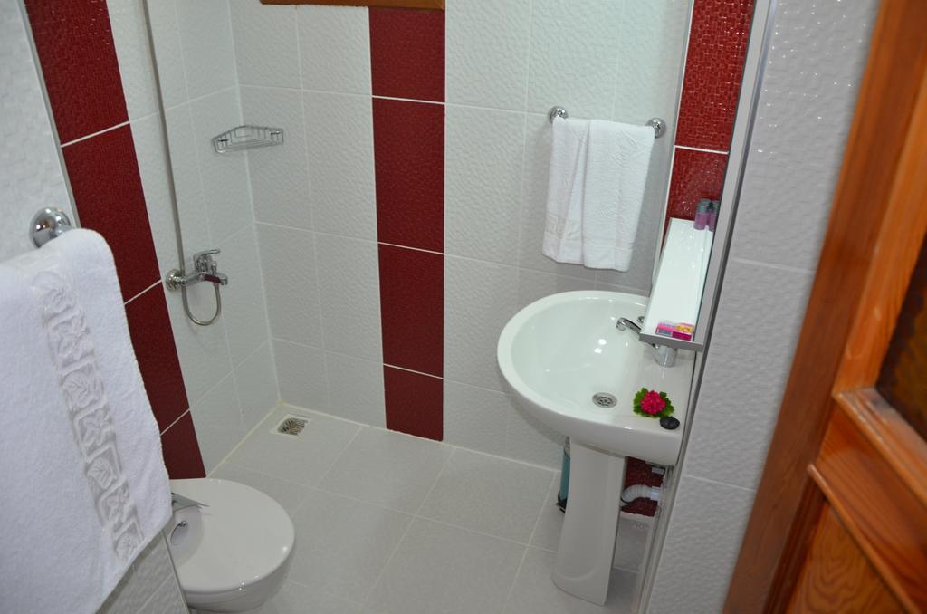 Dilek Hotel Menderes Εξωτερικό φωτογραφία