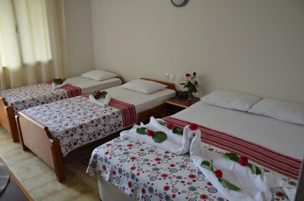 Dilek Hotel Menderes Δωμάτιο φωτογραφία